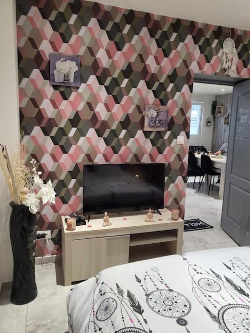 Appartement Chez Graziella Rez-De-Chaussee Calais Eksteriør bilde